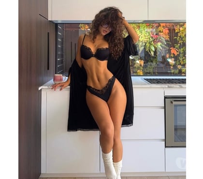 Escorts Bath Bath and North East Somerset - Photos for 🍸 Party Girl Ariane 🇧🇷 Fun, Naughty & Discreet 💦