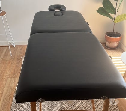 Massage Stockport Town Centre Stockport - Photos for relax and unwind with cloud & stone therapy