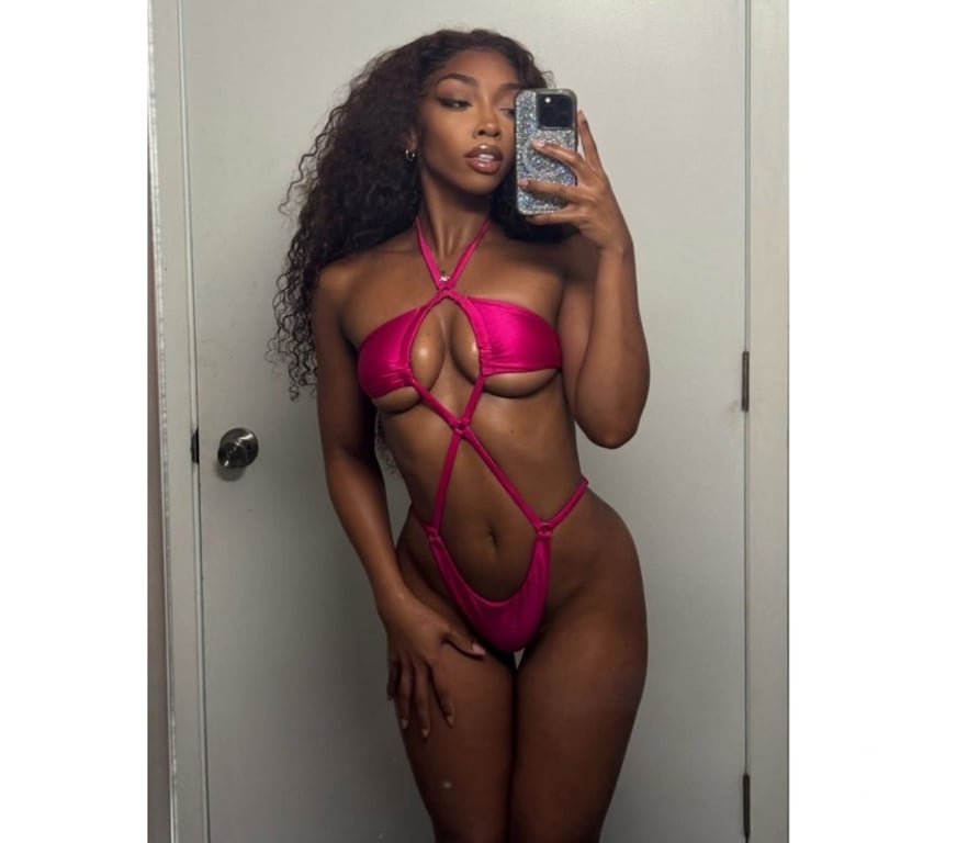 Escorts East London Aldgate East - East London - Photos for 🔥Helen sexy Latina PartyGirl🔥
