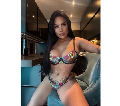 Escorts and Massages Kensington and Chelsea Central London - Photos for BRUNNA PARTY 🔥🍾