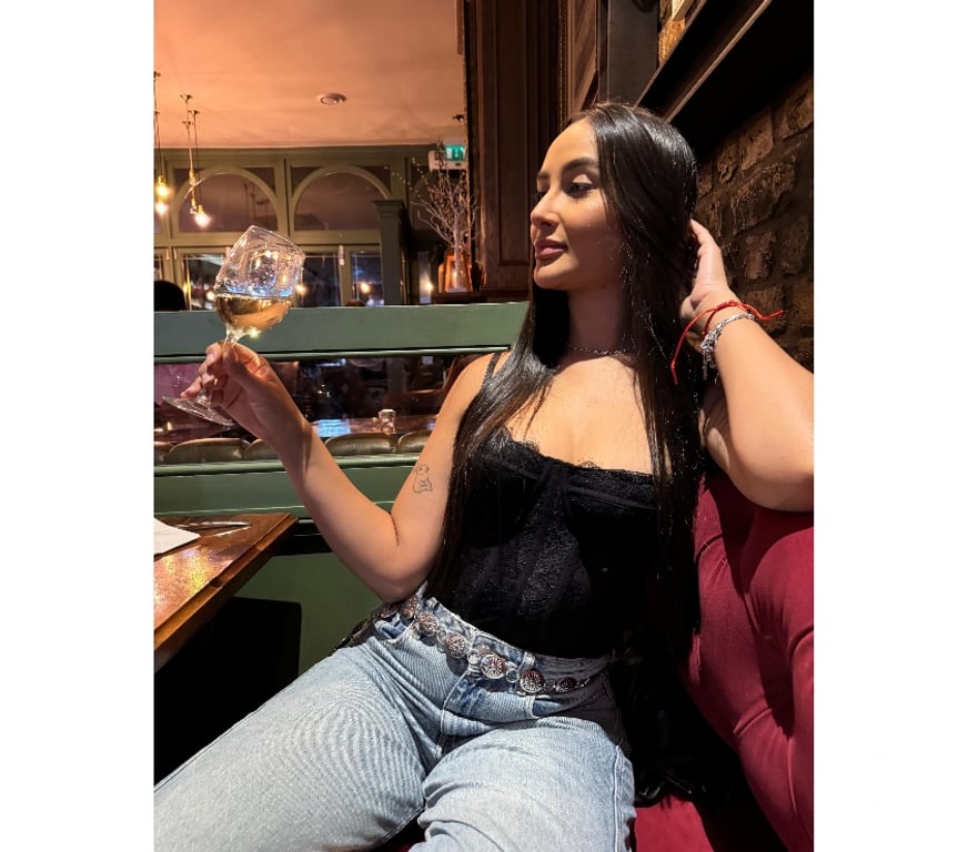 Escorts Bristol Bristol City Centre - Bristol - Photos for ✨REBEKAH✨BRUNETTE BRAZILIAN FIRST TIME IN TOWN✨