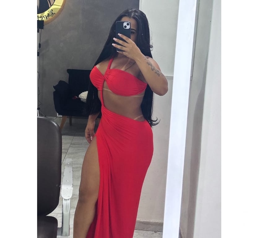 Escorts Buckinghamshire Milton Keynes - Photos for Brazilian brunette party girl 🔥🥳