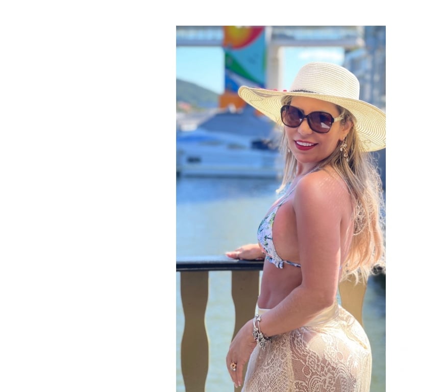 Escorts Essex Harlow - Photos for BIG BIG BUM PARTY 🇧🇷