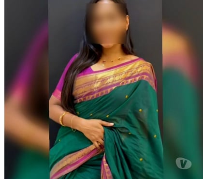 Escorts and Massages Luton Town Centre Luton - Photos for Niharika New South Indian Girl in Luton