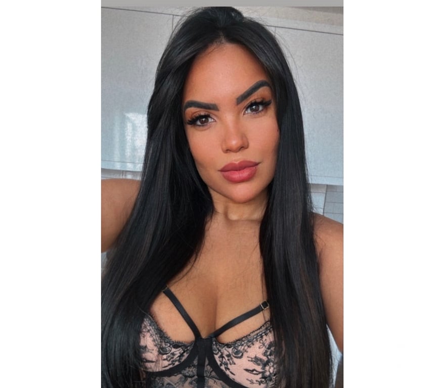 Escorts South West London Parsons Green - South West London - Photos for BRUNNA PARTY 💥🍾