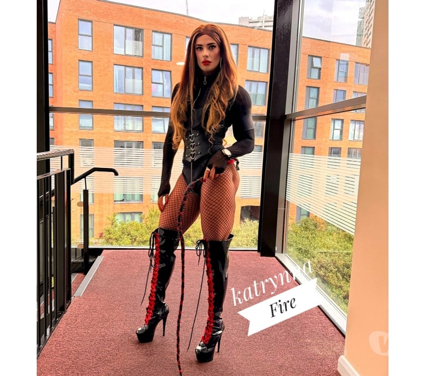 Trans Escorts Cardiff Cardiff City Centre - Cardiff - Photos for Katrynna Fire Top MISTRESS 🇧🇷