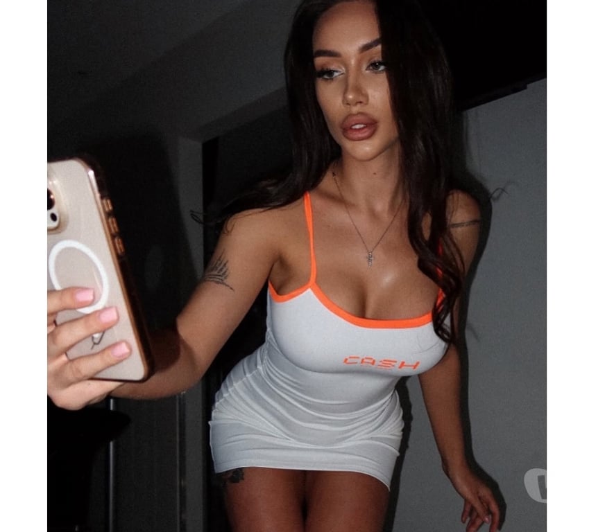 Escorts Bracknell Forest Bracknell - Bracknell Forest - Photos for HOT BRUNETTE FOR OUTCALL ❤️