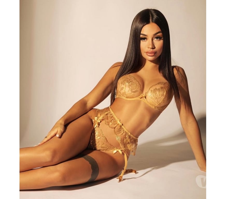 Escorts Bedfordshire Luton - Photos for BELLA PARTY BRAZILIAN 😈❤️‍🔥😈❤️‍🔥