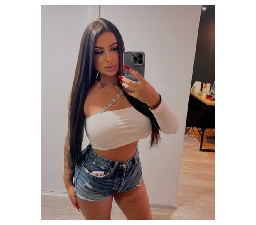 Escorts Derbyshire Derby - Photos for Sarah party 🥳 🎉 girl no rush only outcoll