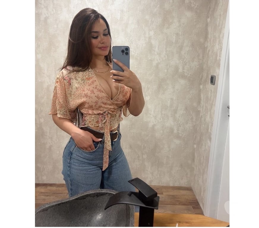 Escorts South East London Woolwich - South East London - Photos for 😋Latina Queen 🍑💦OWO,CIM,CIF INCLUDED