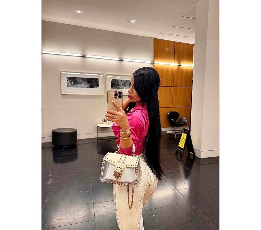 Escorts East London Canary Wharf - East London - Photos for BRAZILIAN DANNY LOVE KISS 👅