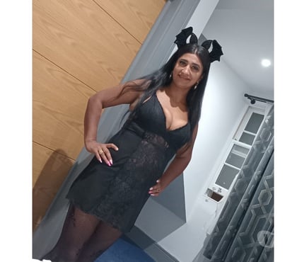 Escorts and Massages Canary Wharf East London - Photos for Hi I am a massage escort for more details call me