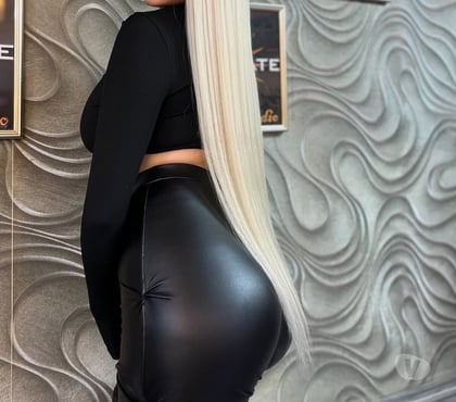 Adult Entertainment London Bridge Station Central London - Photos for blonde babe big booty and cherries😍verify me