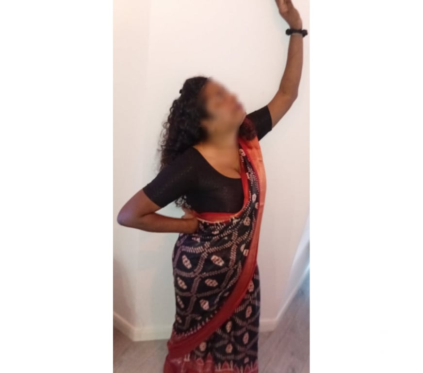 Escorts Leicestershire Leicester - Photos for malini indian girl in Leicester