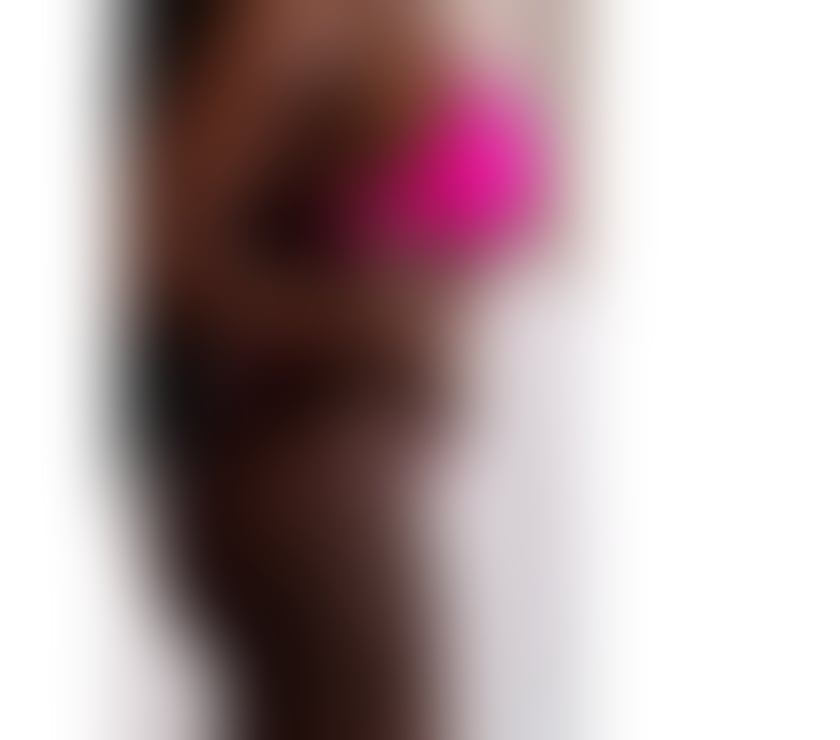 Horny ebony 👅👅💦🍆