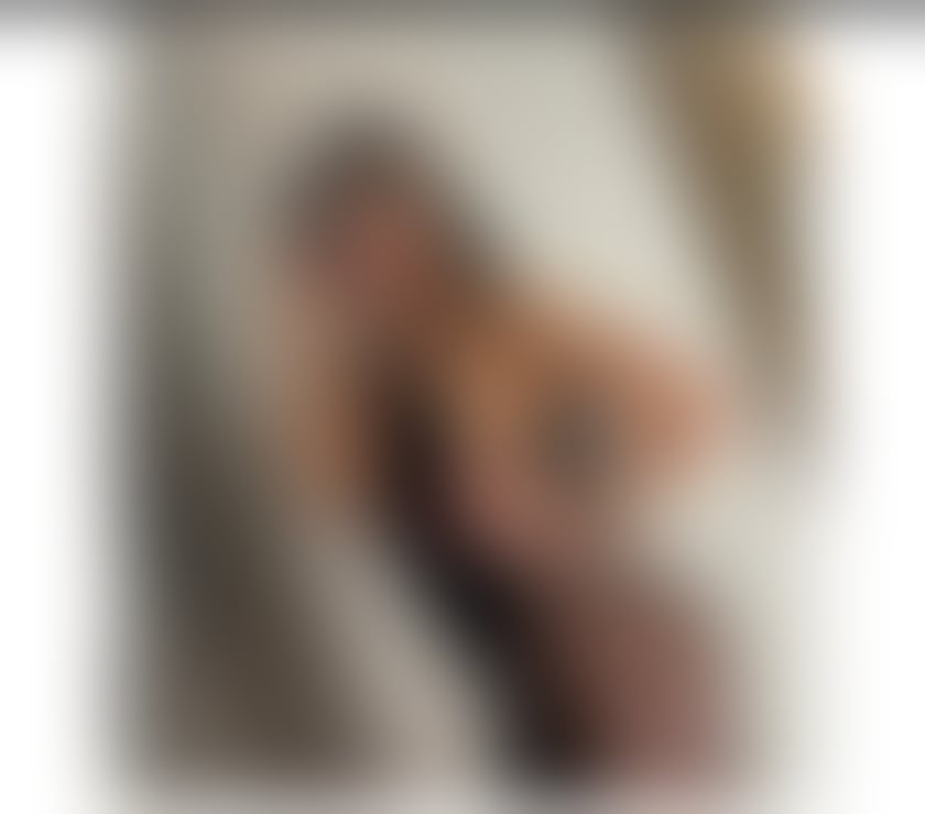 Escorts West London Hillingdon - Photos for LIZZY 💕💕NEW ESCORT PARTY GIRL 💕💕