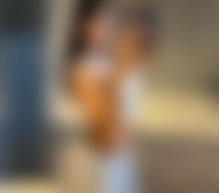 Escorts East London Redbridge - Photos for Karina Hot Party Girl back in London near Ilford Station
