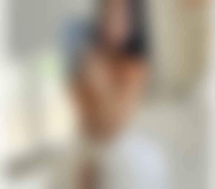 Escorts East London Redbridge - Photos for Karina Hot Party Girl back in London near Ilford Station