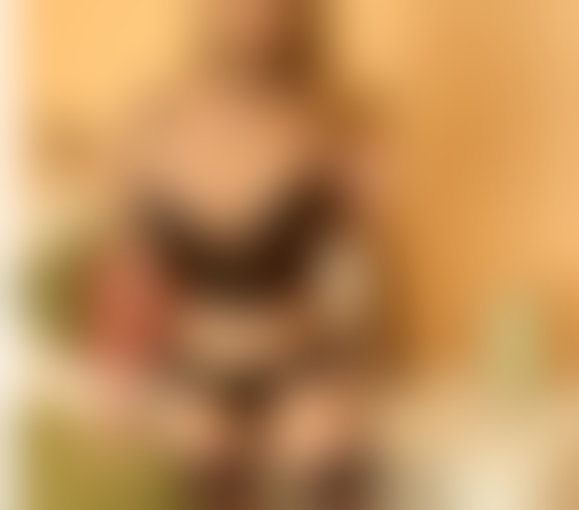 Escorts and Massages Three Bridges Crawley - Photos for HI VICTORIAXX BEAUTIFUL WOMAN FROM BRAZIL
