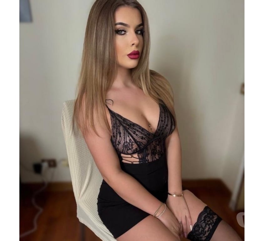 Escorts Greater Manchester Stockport - Photos for REAL BLONDE-TOP NEW IN YOUR TOWN💛