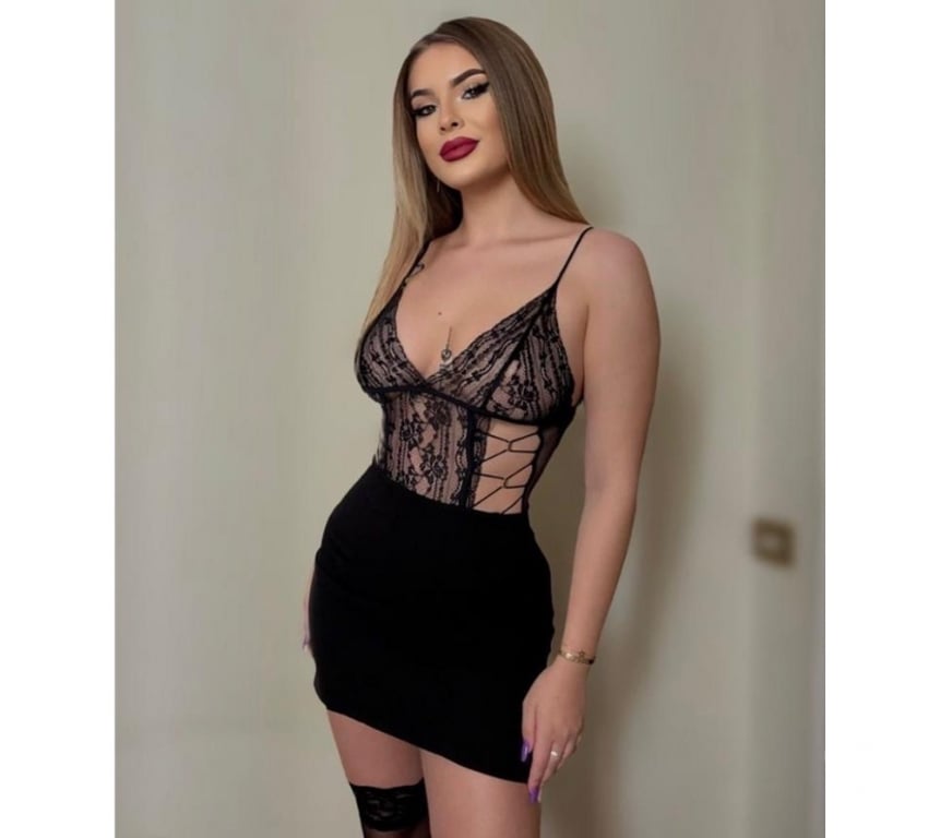 Escorts Oxfordshire South Oxfordshire - Photos for REAL BLONDE-TOP NEW IN YOUR TOWN💛