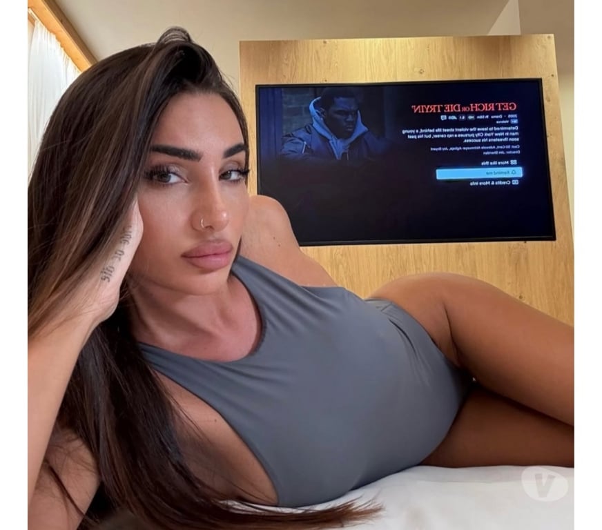Escorts Reading Reading Town Centre - Reading - Photos for Call me any time kiss