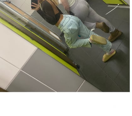Escorts and Massages Clase Swansea - Wales - Photos for Sexy welsh teen duo