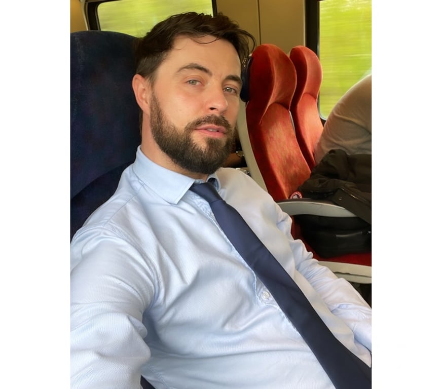  Gay massage West Yorkshire Bradford - Photos for Gay Masseur Escort available today