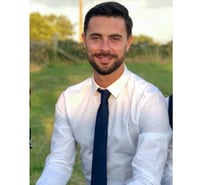 Gay Masseur Escort available today