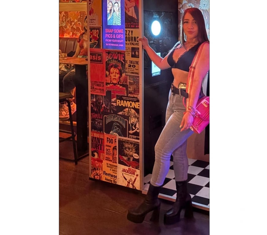 Escorts East London Canary Wharf - East London - Photos for Valentina Colombia Newcomer in London