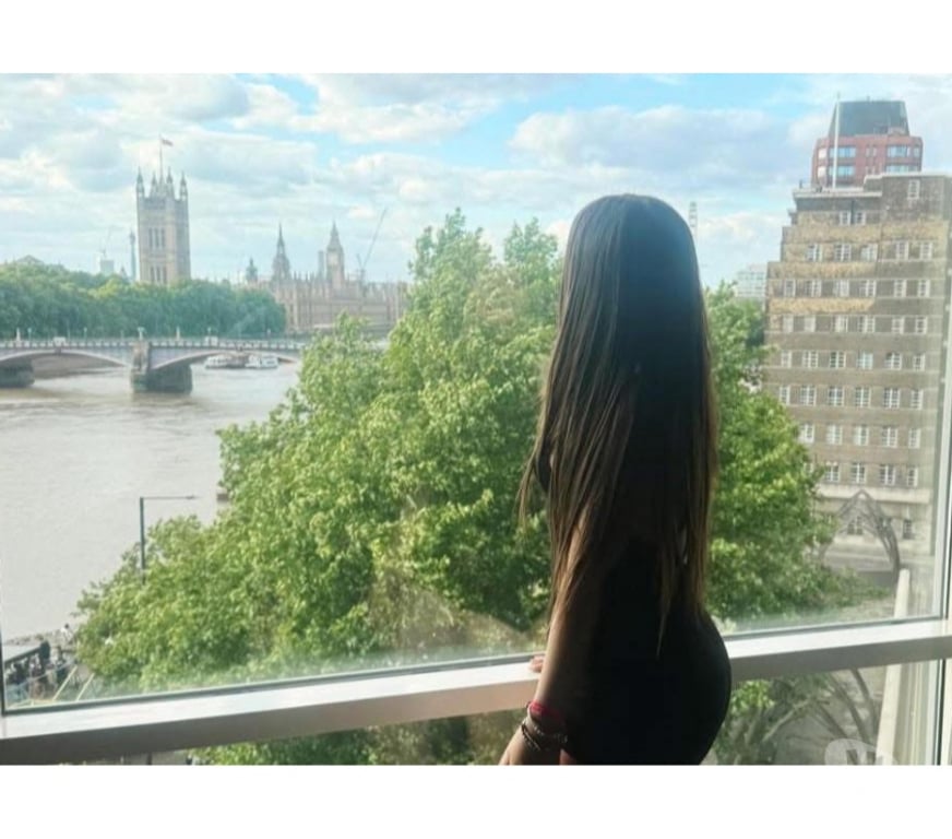 Escorts East London Canary Wharf - East London - Photos for Valentina Colombia Newcomer in London