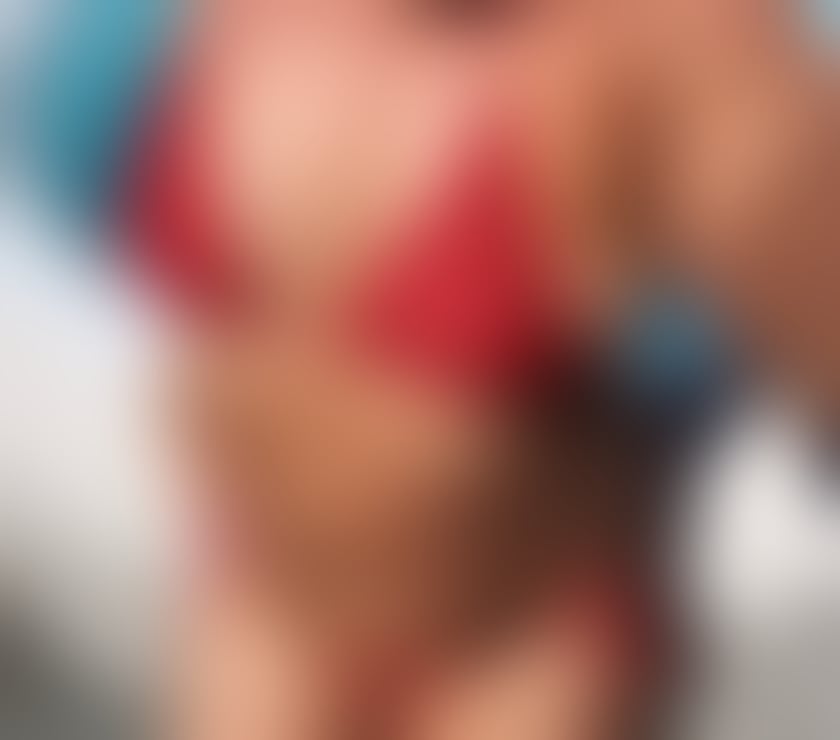 Escorts Gloucestershire South Gloucestershire - Photos for HOT ASS MILF ENGLISH BLONDE LOTS OF FUN