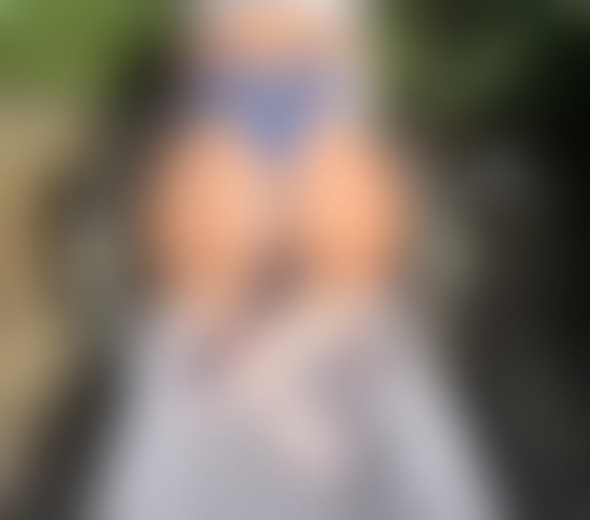 Escorts Gloucestershire South Gloucestershire - Photos for HOT ASS MILF ENGLISH BLONDE LOTS OF FUN