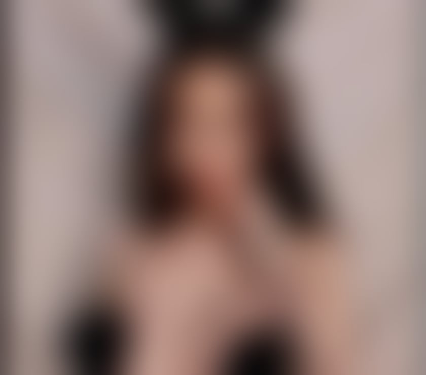 Escorts East Sussex Brighton - Photos for 🇸🇬🇸🇬 Singapore Girl