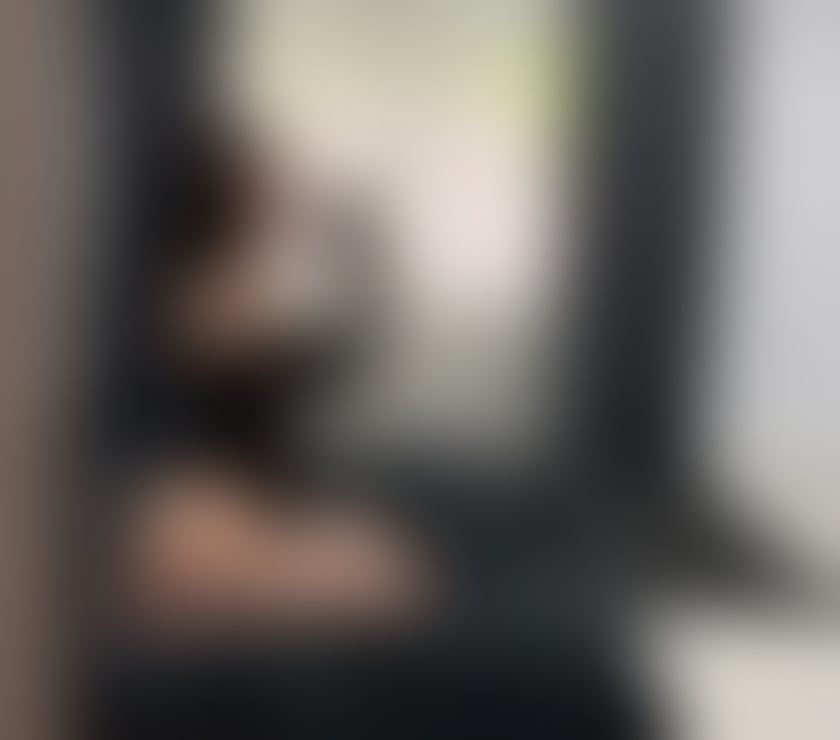 Escorts Colliers Wood South West London - Photos for ❤️NAUGHTY CHRIS 🪩 🔝HOTTEST BRUNETTE 🔝PARTY