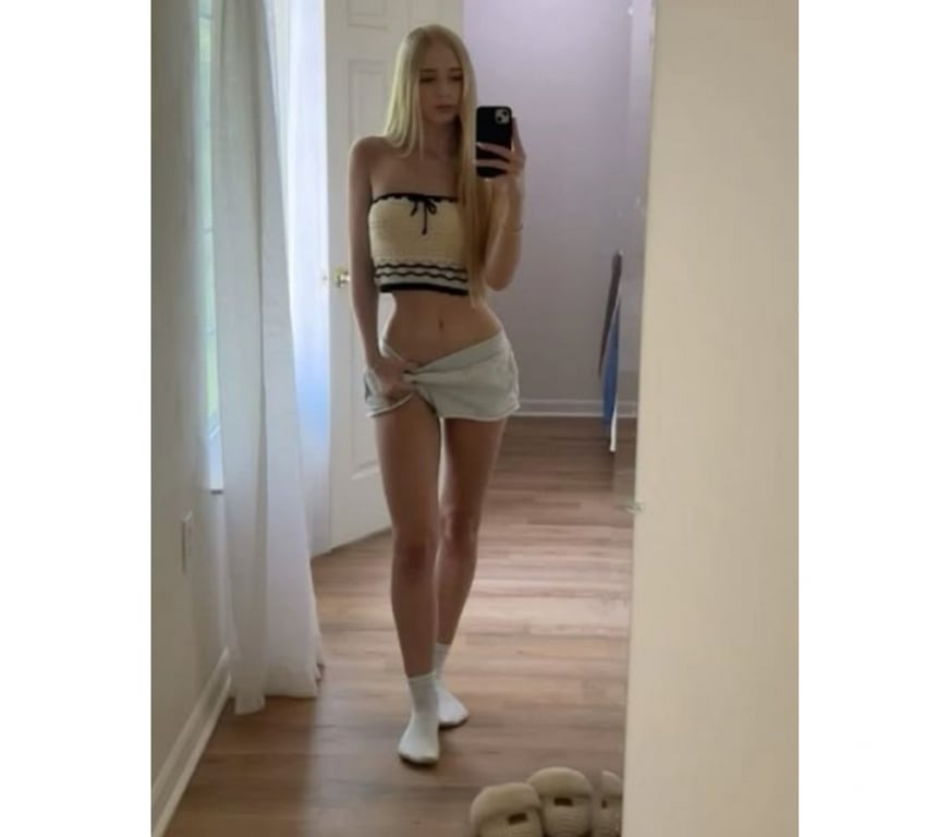Escorts South East London Kidbrooke - South East London - Photos for Blonde, Slim & Full of Fun