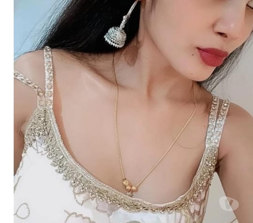 Escorts North West London Alperton - North West London - Photos for Indian Tamil Girl Kavisha New in Wembley
