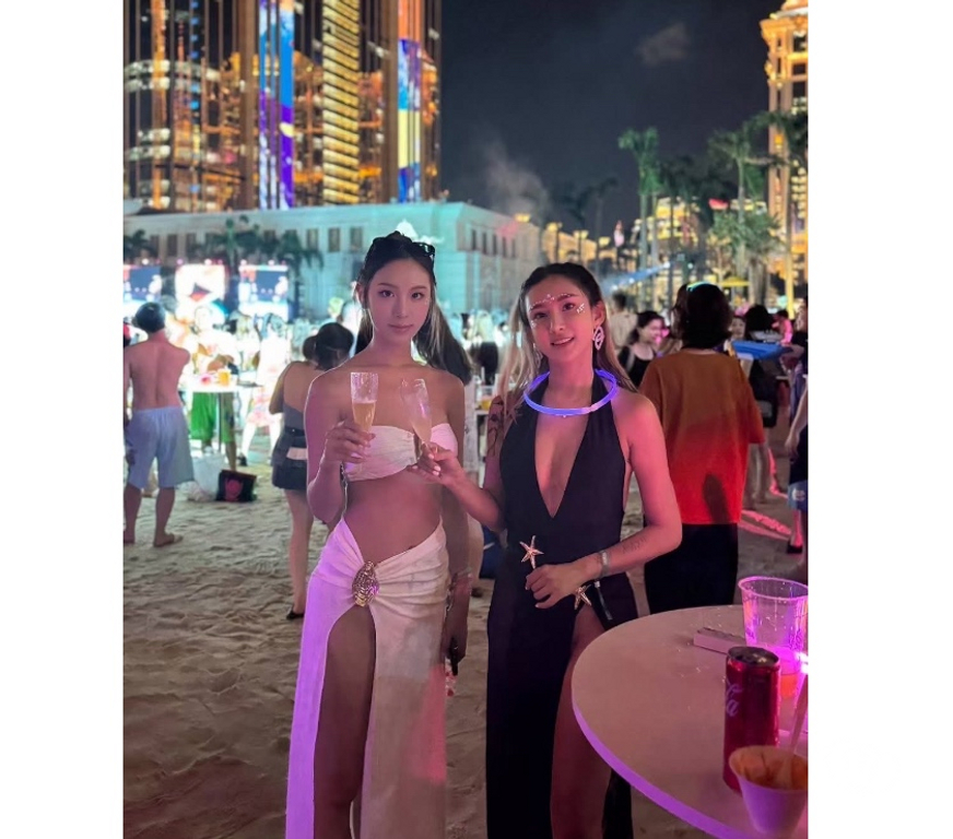 Escorts York York City Centre - York - Photos for New Asia girls Duo service
