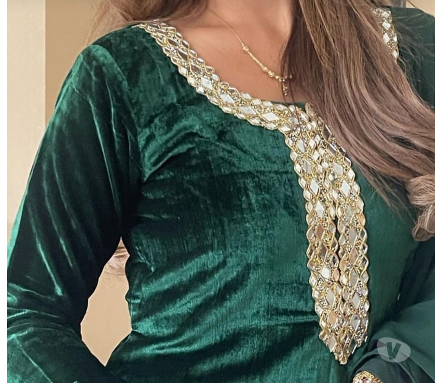Escorts West Midlands Birmingham - Photos for 100% British Pakistani no extra charges !