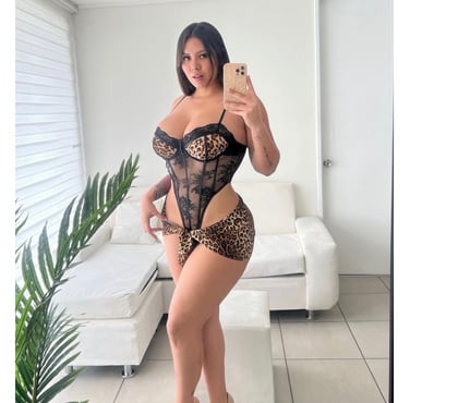 Escorts Cardiff City Centre Cardiff - Photos for Party Girl Laura❤️🍑