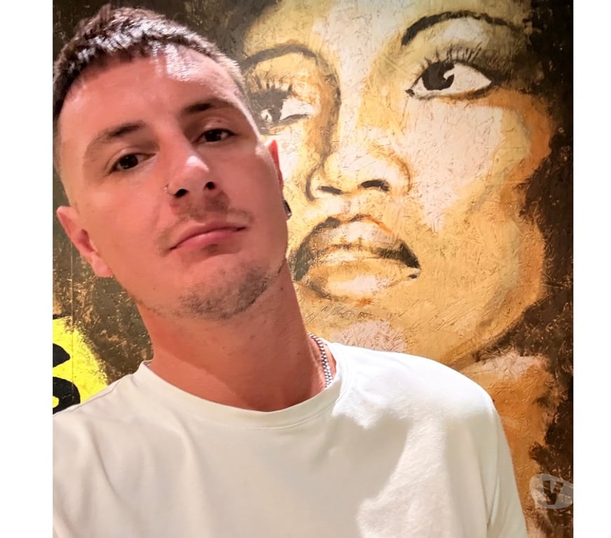 Gay massage Glasgow Glasgow City Centre - Glasgow - Photos for Lewis Gay Escort (Vers)