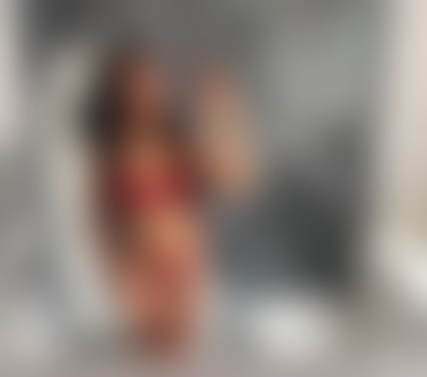 Escorts East London Bow - East London - Photos for Heyy im back :) CUTE LATINA PARTY GIRL😊❤️
