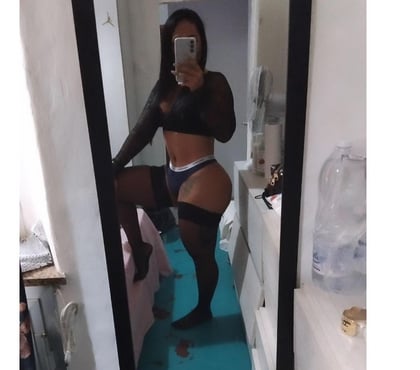 Escorts Battersea South West London - Photos for party girl from Panama in