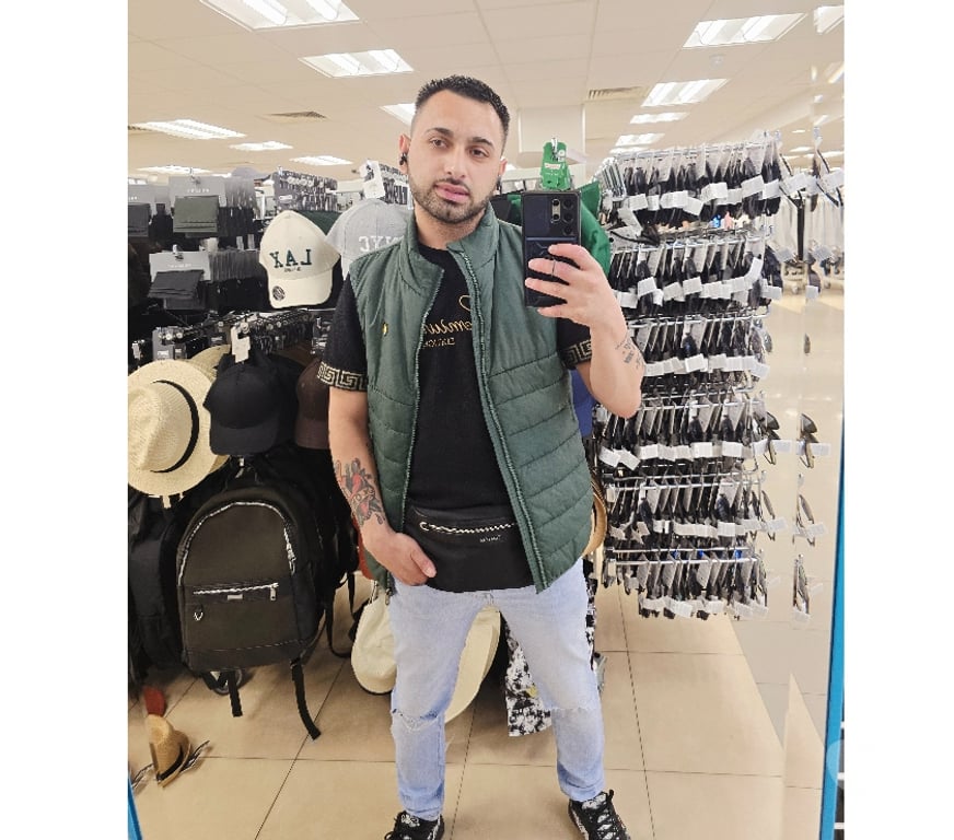  Gay massage Kent Medway - Kent - Photos for Gay Escort Massage
