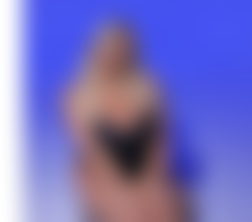 Escorts Staffordshire Stoke-on-Trent - Photos for Delia now here very nice party 🎉