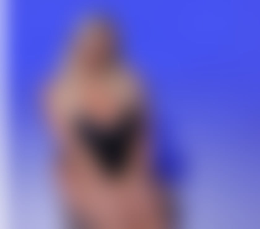 Escorts Staffordshire Stoke-on-Trent - Photos for Delia now here very nice party 🎉