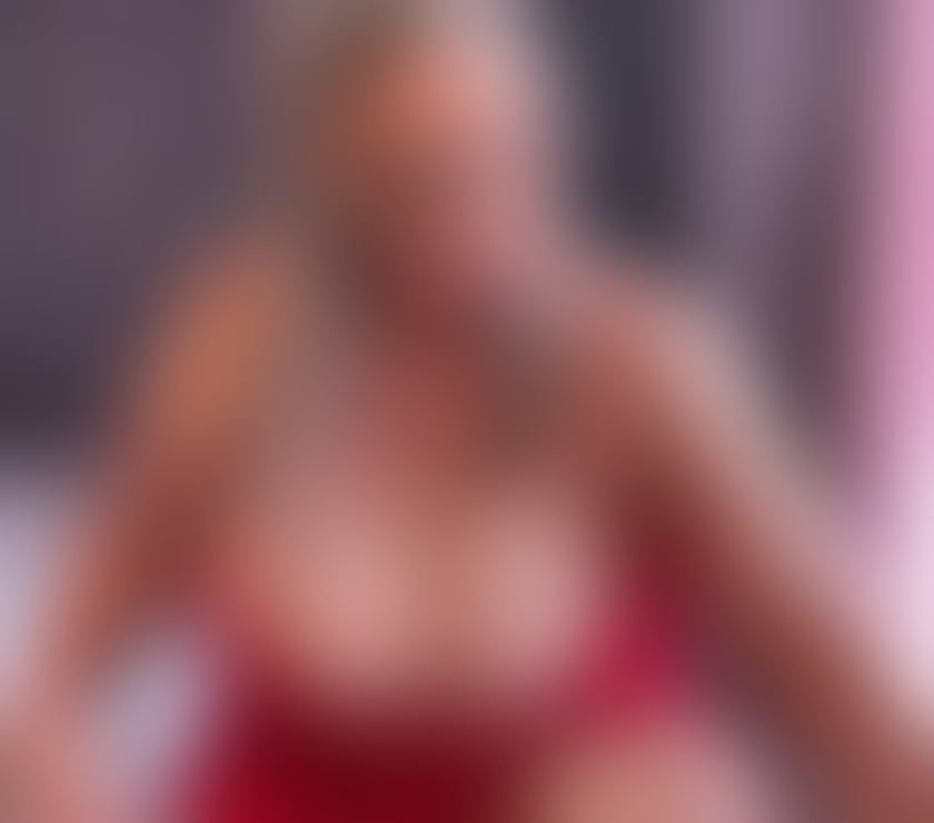  Escorts & Erotic Massage Stoke on Trent City Centre Stoke-on-Trent - Photos for Delia now here very nice party 🎉