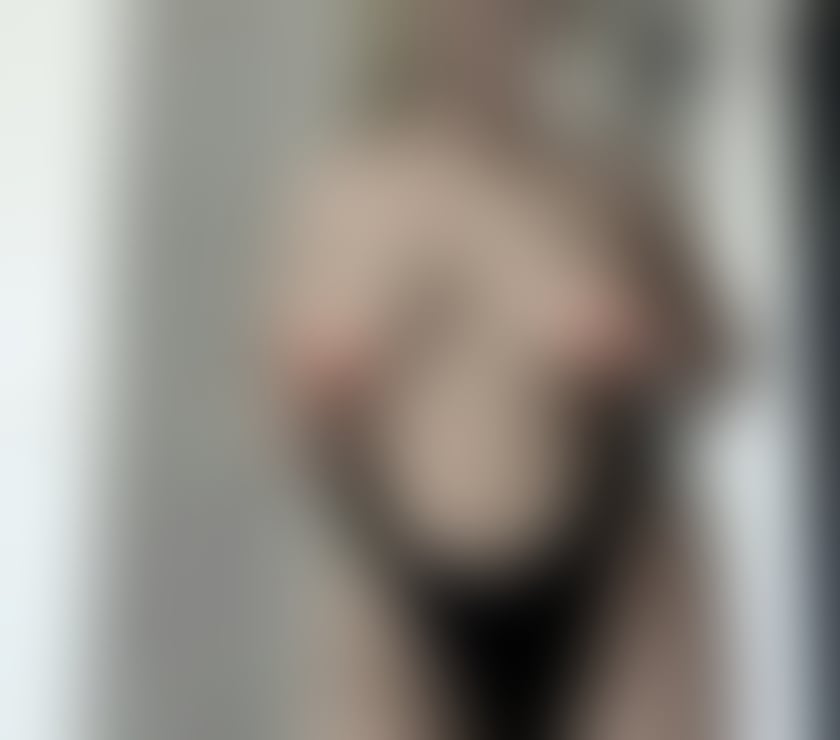 Escorts Coventry City Centre Coventry - Photos for SEXY BRUNETTE GIRL💯PARTY 🥳 👧Girls