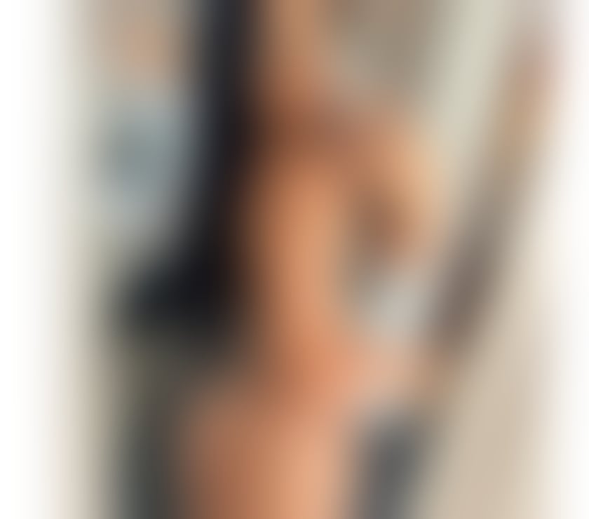 Anita New inTown - Natural Brazilian Beauty for You