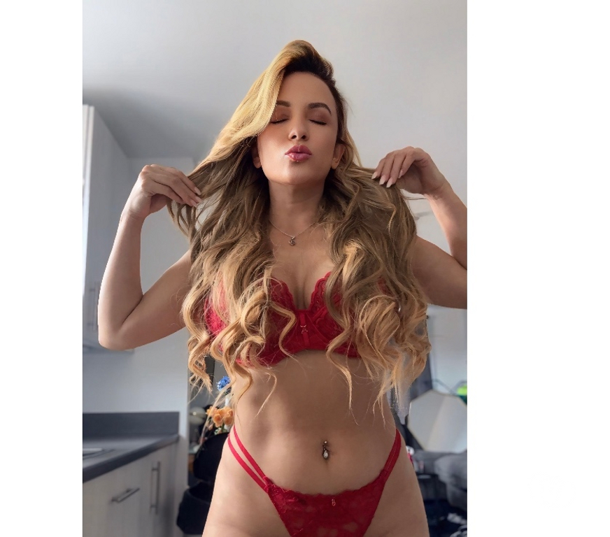 Escorts Dundee Baldovan - Dundee - Photos for Brazilian blonde first time in Dundee